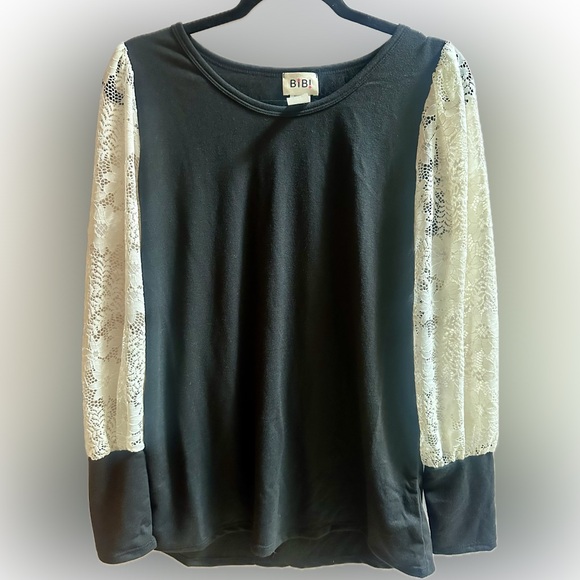 BiBi Black top with White Lace Sleeves size M - Picture 1 of 3